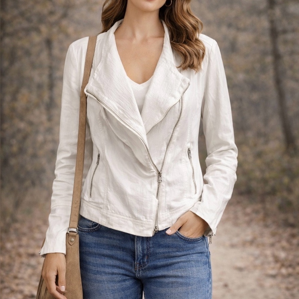 Blank NYC White Textured Moto Jacket Size M Asymmetrical Zip Minimalist Chic